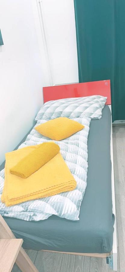 Comfort Triple Room Hn Vienna Luaran gambar